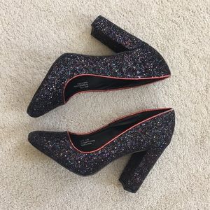 NWB Penny Loves Kenny Ritz Pump